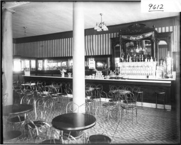 Costons soda_fountain 1909